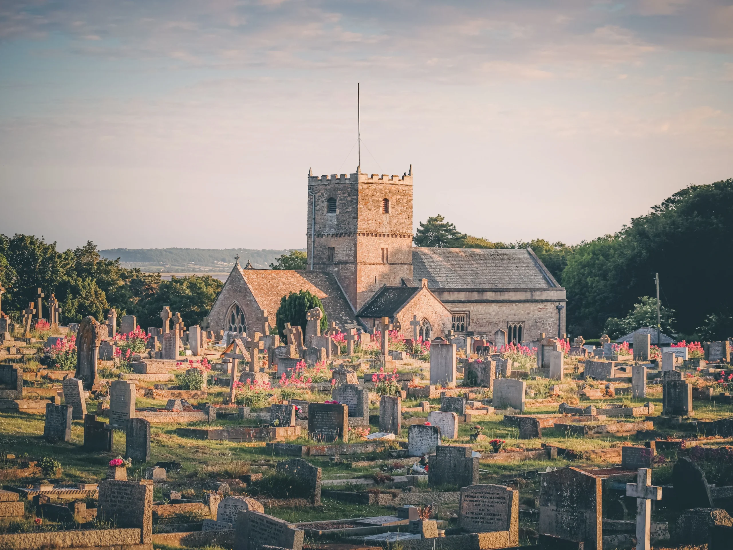 Traditional Churchyard Headstones: Types, Rules & Materials Explained Traditional Churchyard Headstones: Types, Rules & Materials Explained