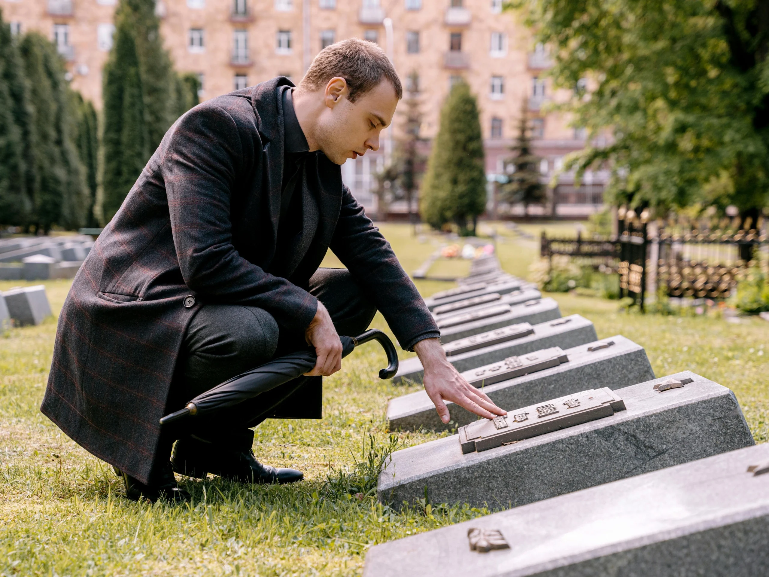 5 Tips on How to Talk With Professional Gravestone Makers 5 Tips on How to Talk With Professional Gravestone Makers