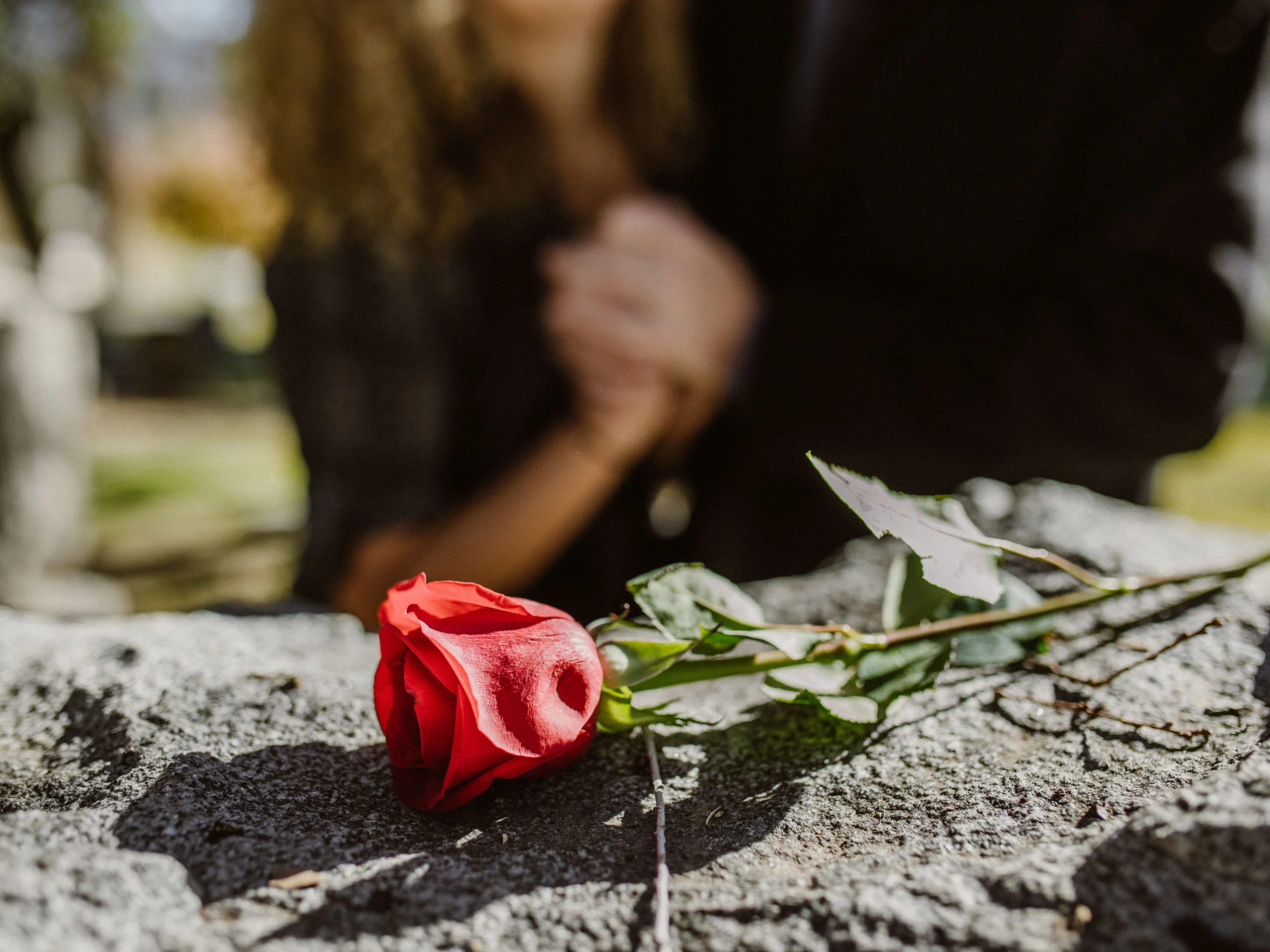 Bespoke Headstones Benefits, Costs, and What to Consider